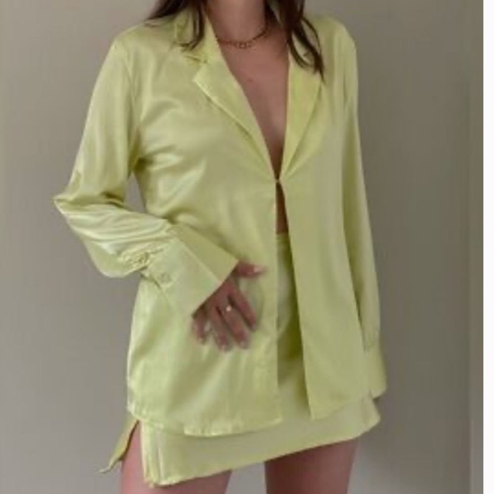 Rumours Pretty Women Long Sleeve Top In Lemon